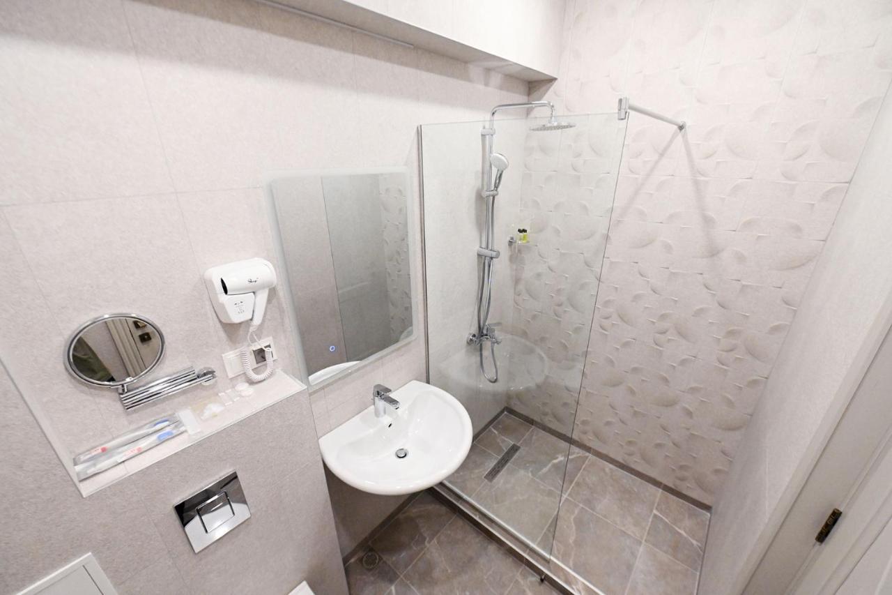 Prime Hotel Гюмри Экстерьер фото