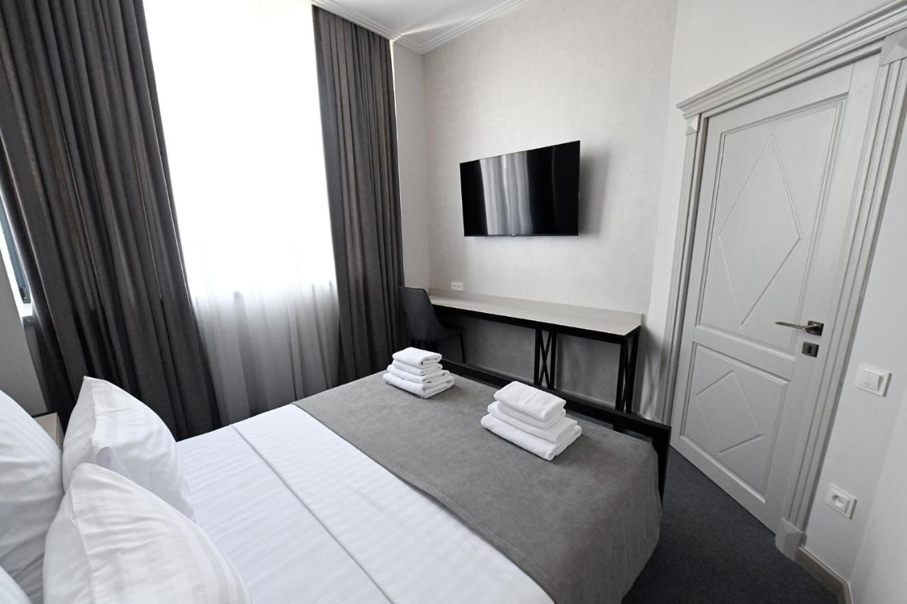 Prime Hotel Гюмри Экстерьер фото