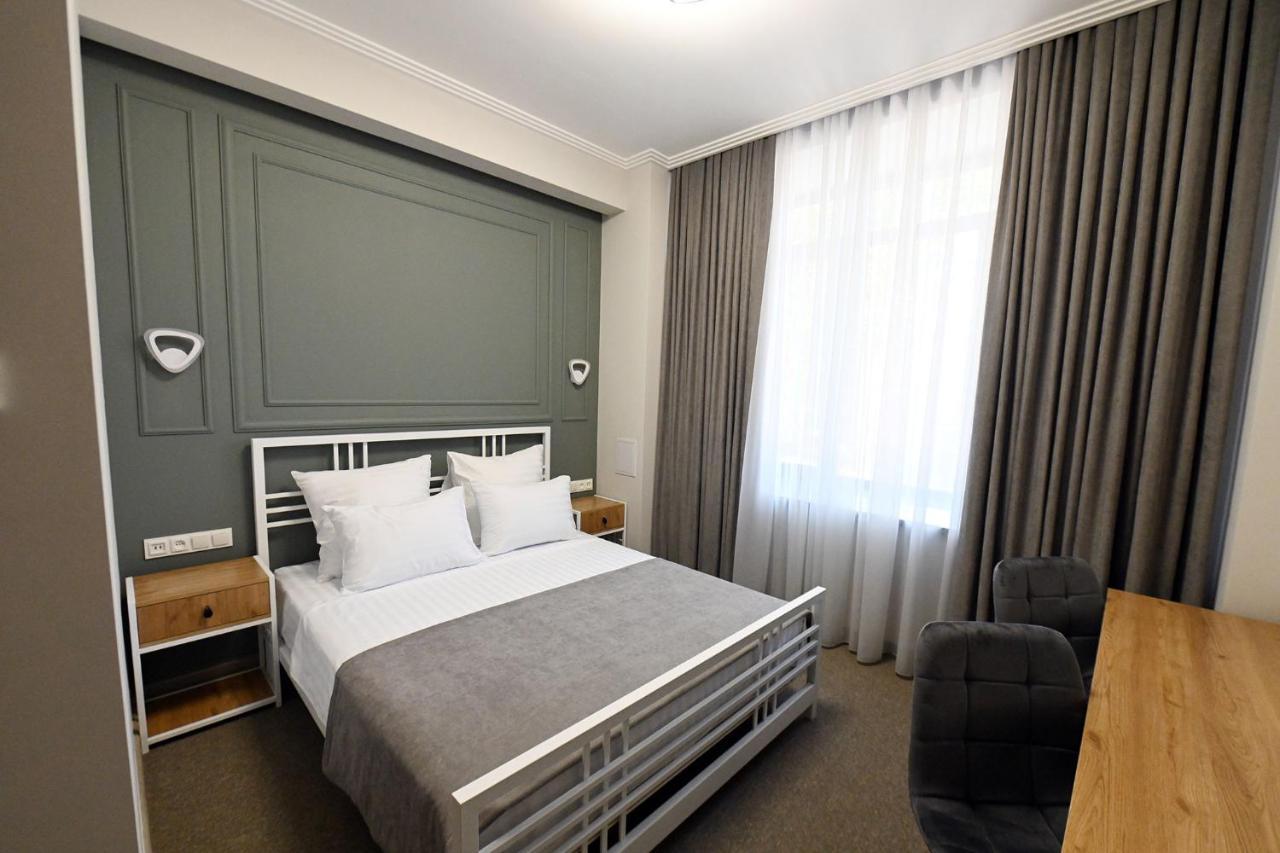 Prime Hotel Гюмри Экстерьер фото