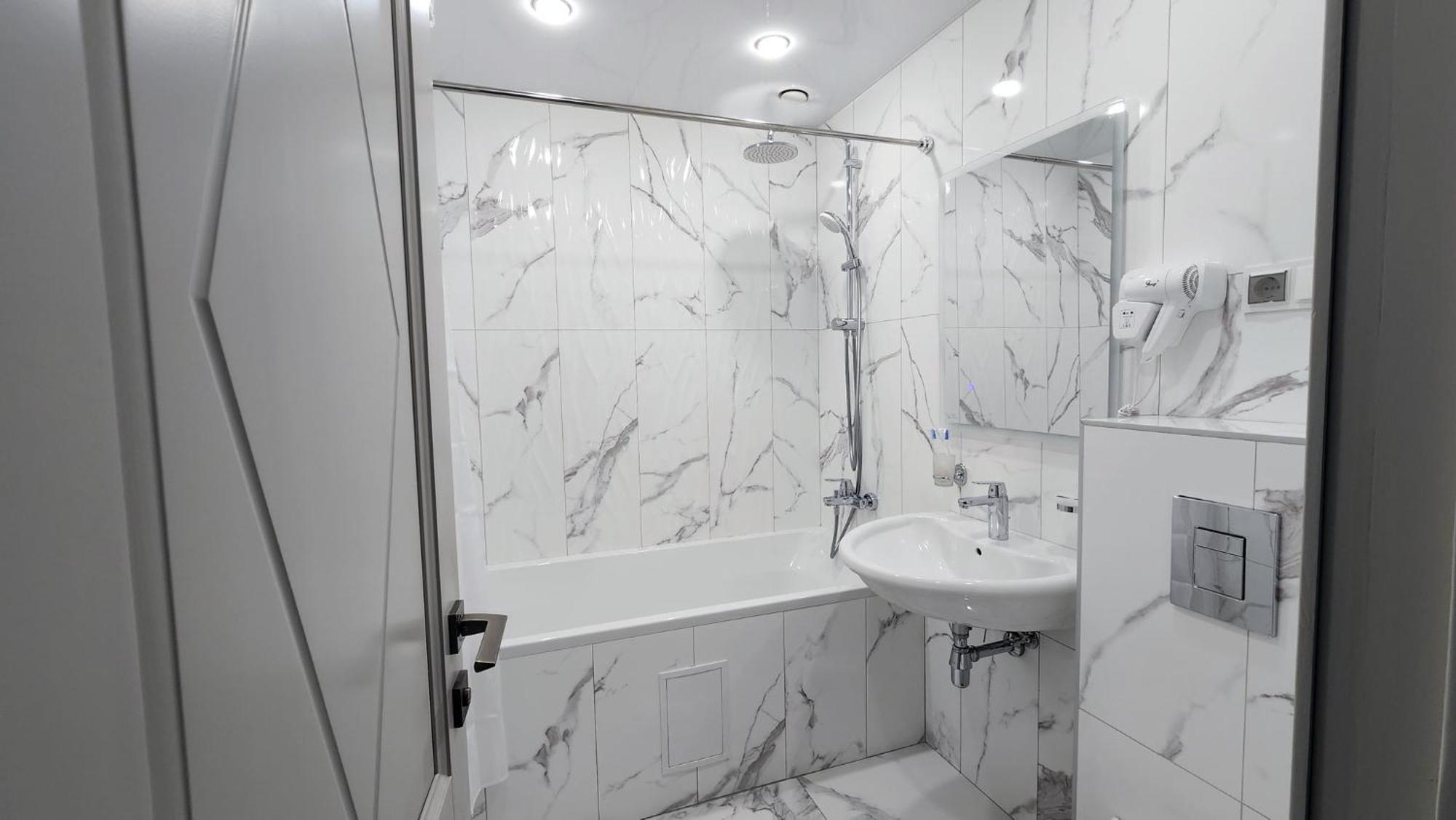 Prime Hotel Гюмри Экстерьер фото